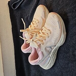 Nike Zoommx Worn Twice Size 7 Pink